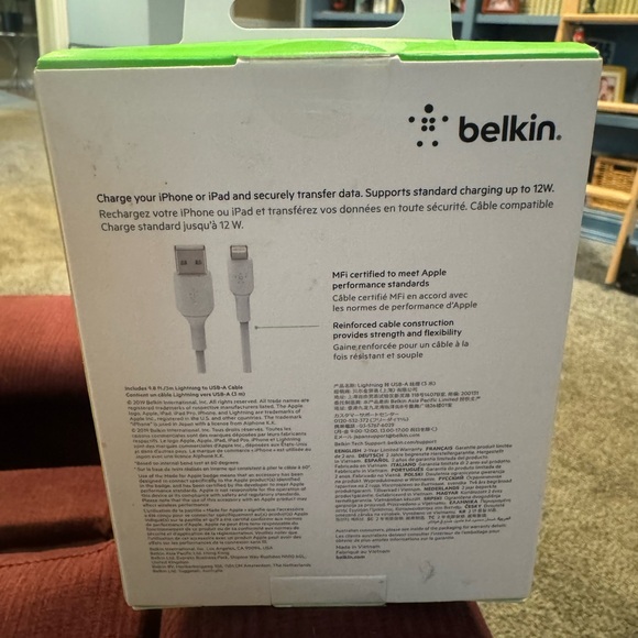 Belkin Lightning to USB-A Cable 9.8ft/3m - Picture 2 of 4